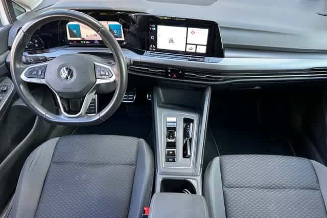 Volkswagen Golf (2021) thumbnail 6