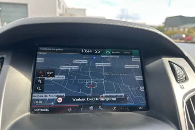 Ford Focus (2015) thumbnail 5