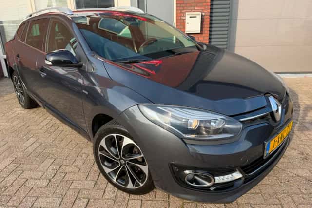 Renault Mégane (2014) thumbnail 1