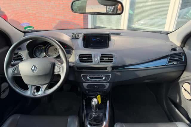 Renault Mégane (2014) thumbnail 3