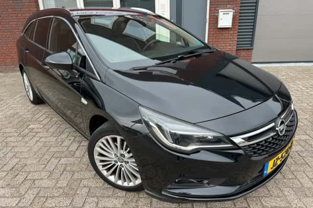 Opel Astra (2016) thumbnail 1