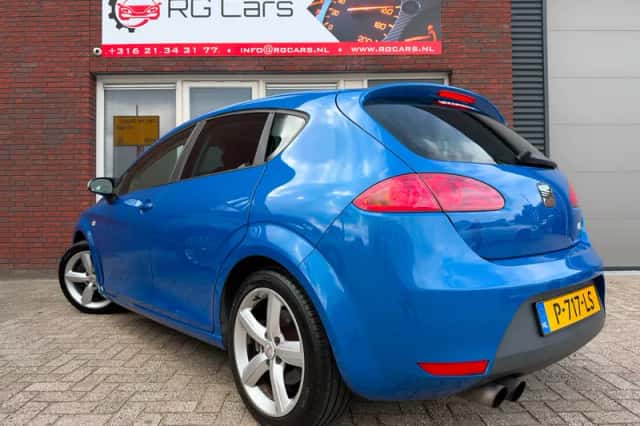 SEAT Leon (2008) thumbnail 2
