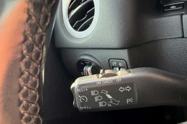 Volkswagen Tiguan (2011) thumbnail 6
