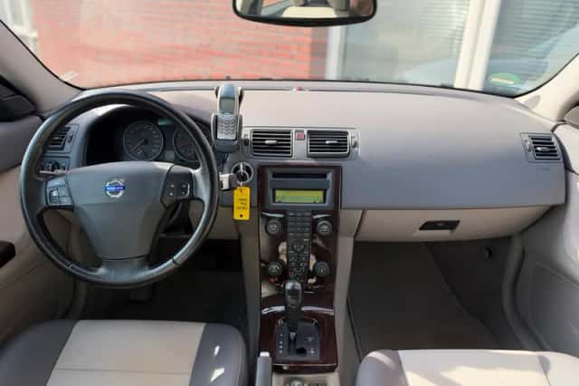 Volvo S40 (2004) thumbnail 3