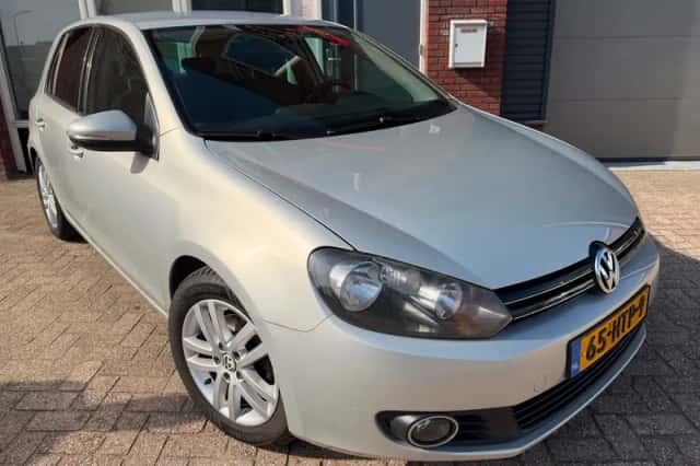 Volkswagen Golf (2009) thumbnail 1