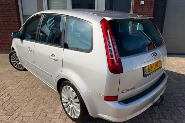 Ford C-Max (2010) thumbnail 6