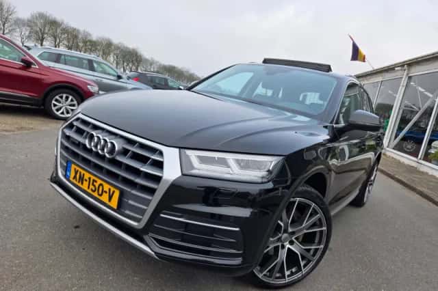 Audi Q5 (2018) thumbnail 3