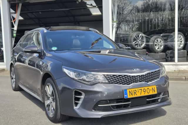 Kia Optima (2017) thumbnail 5