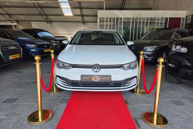 Volkswagen Golf (2020) thumbnail 1