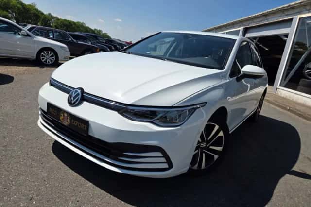 Volkswagen Golf (2020) thumbnail 3