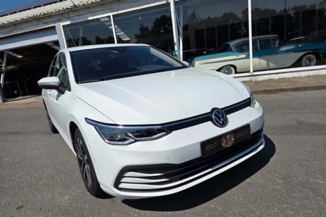 Volkswagen Golf (2020) thumbnail 5