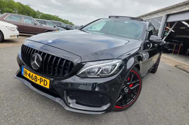 Mercedes-Benz C-Klasse (2015) thumbnail 3