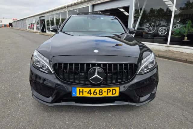 Mercedes-Benz C-Klasse (2015) thumbnail 4