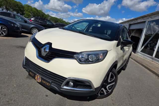 Renault Captur (2014) thumbnail 3
