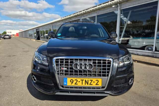 Audi Q5 (2012) thumbnail 4