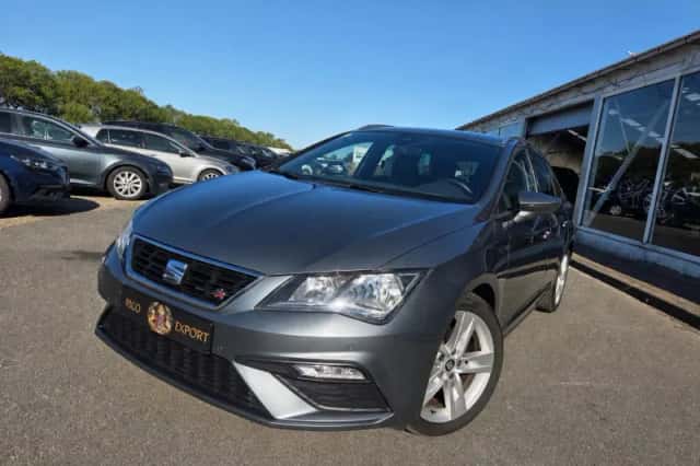 SEAT Leon (2018) thumbnail 3