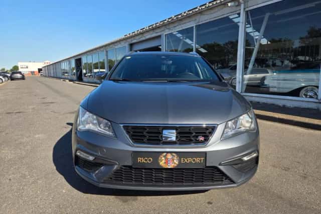SEAT Leon (2018) thumbnail 4