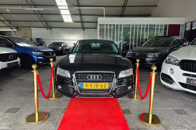 Audi A5 (2010) thumbnail 1