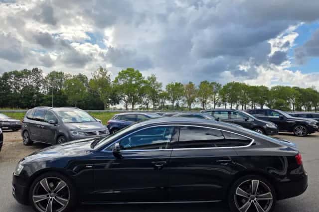 Audi A5 (2010) thumbnail 6