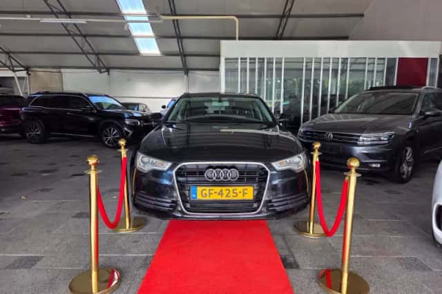 Audi A6 (2011) thumbnail 1
