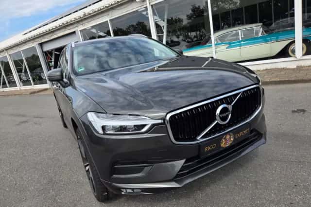 Volvo XC60 (2019) thumbnail 5