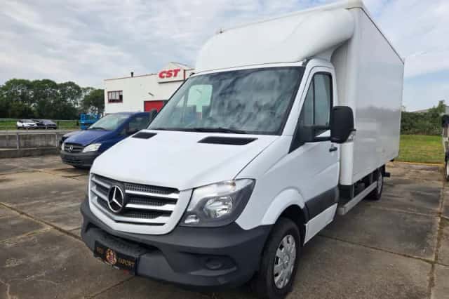 Mercedes-Benz Sprinter (2018) thumbnail 1