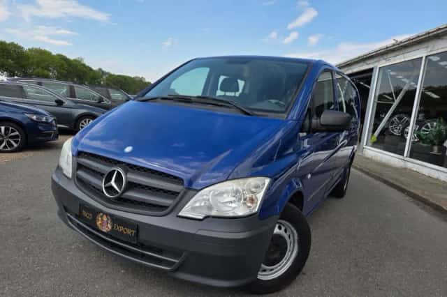 Mercedes-Benz Vito (2012) thumbnail 3