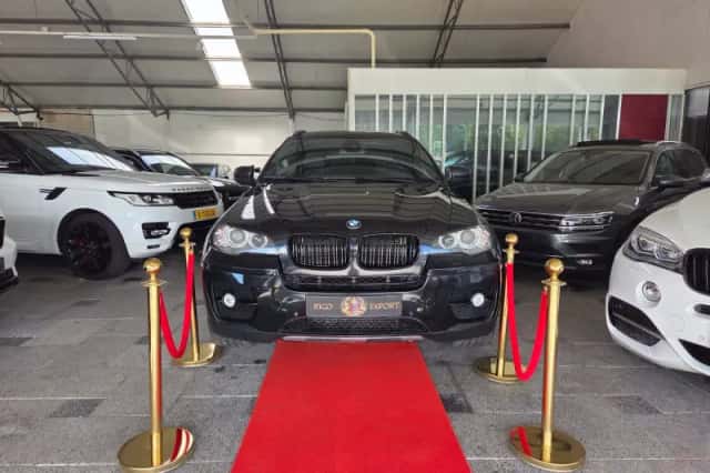 BMW X6 (2012) thumbnail 1