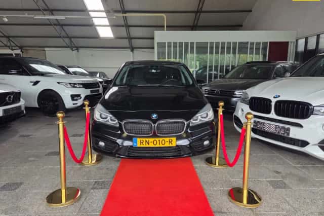 BMW 2-Serie Active Tourer (2018) thumbnail 1