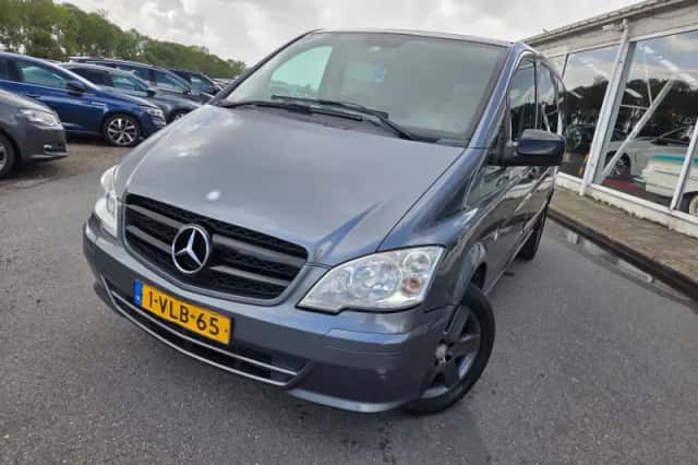 Mercedes-Benz Vito (2011) thumbnail 3