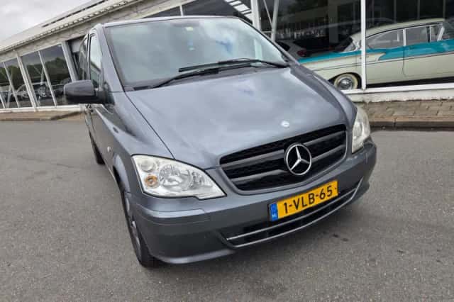 Mercedes-Benz Vito (2011) thumbnail 5