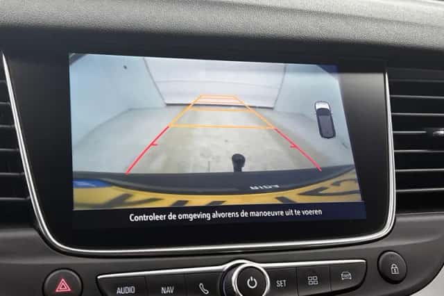 Opel Grandland (2019) thumbnail 4
