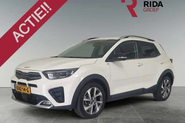 Kia Stonic (2022) thumbnail 1