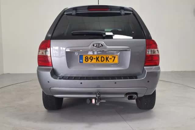 Kia Sportage (2010) thumbnail 4