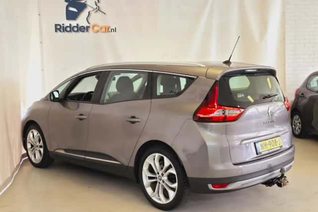 Renault Grand Scénic (2017) thumbnail 2