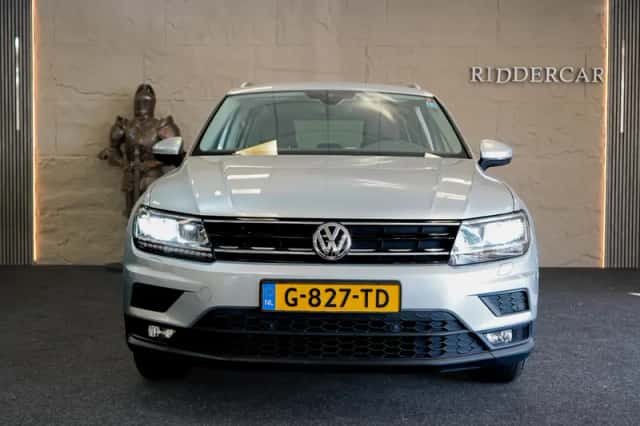 Volkswagen Tiguan (2019) thumbnail 2