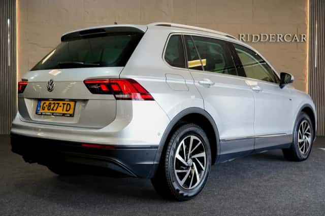 Volkswagen Tiguan (2019) thumbnail 5