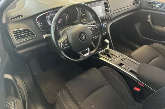 Renault Mégane (2018) thumbnail 5