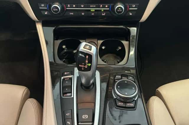 BMW 5-Serie (2014) thumbnail 6