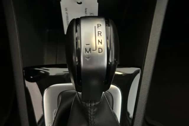 Renault Clio (2018) thumbnail 6