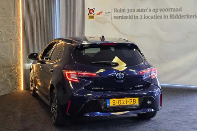 Toyota Corolla (2023) thumbnail 6