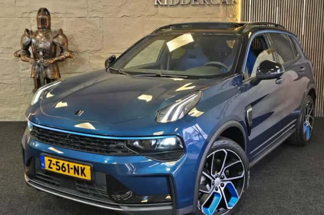 Lynk & Co 01 (2024) thumbnail 1