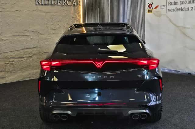 CUPRA Formentor (2025) thumbnail 2
