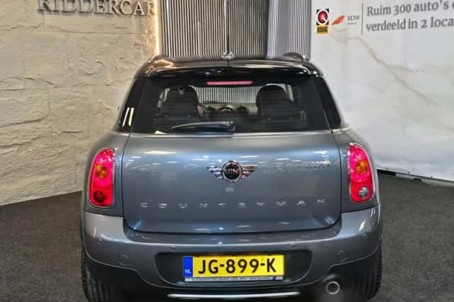 MINI Countryman (2016) thumbnail 6