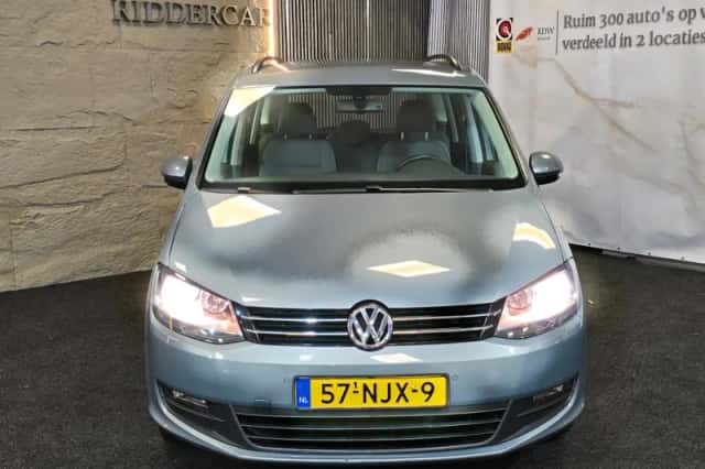Volkswagen Sharan (2010) thumbnail 6