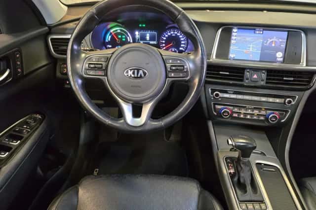 Kia Optima (2016) thumbnail 3