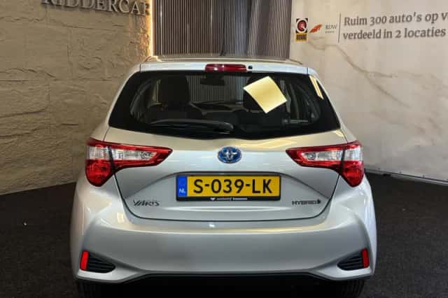 Toyota Yaris (2019) thumbnail 6