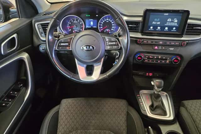 Kia Ceed Sportswagon (2019) thumbnail 3