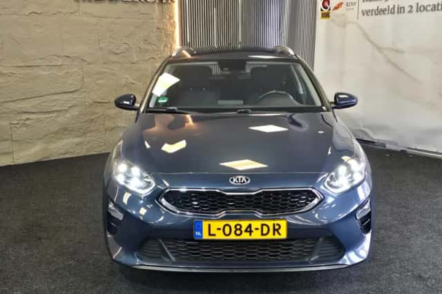 Kia Ceed Sportswagon (2019) thumbnail 6