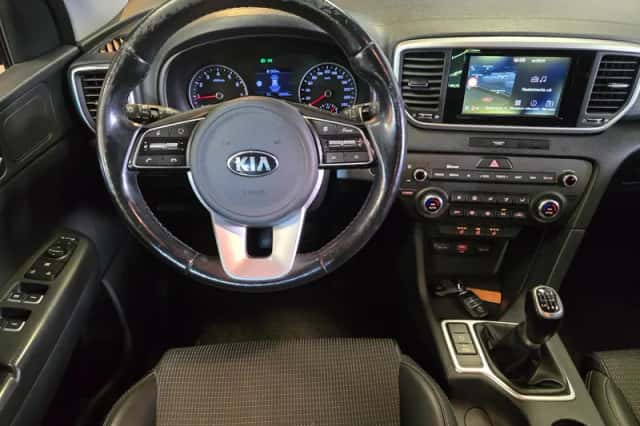 Kia Sportage (2019) thumbnail 3